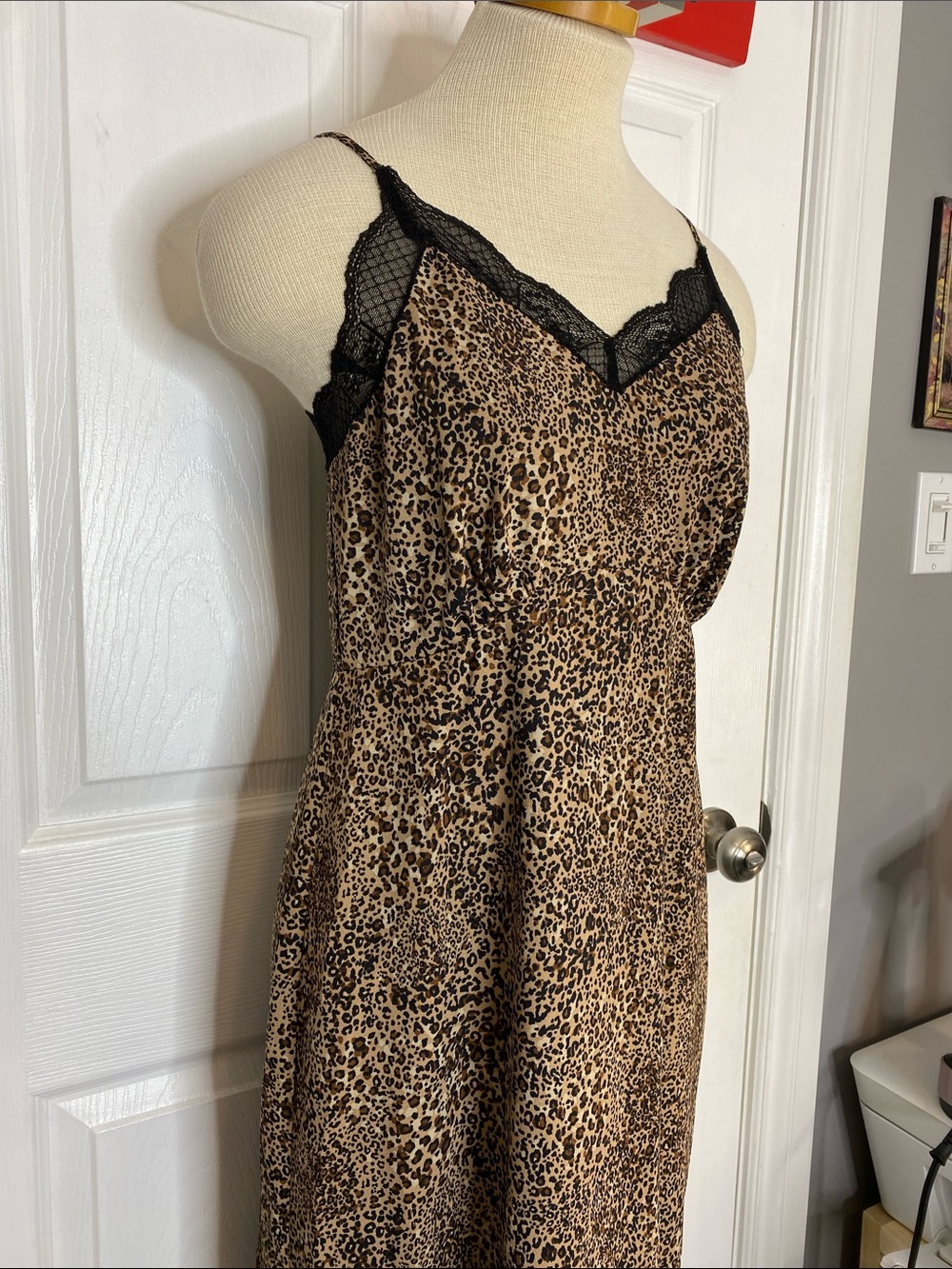 1.STATE Rebel Animal Beats Leopard Lace Trim Slip Midi Dress Size 6 NWT - Picture 3 of 16